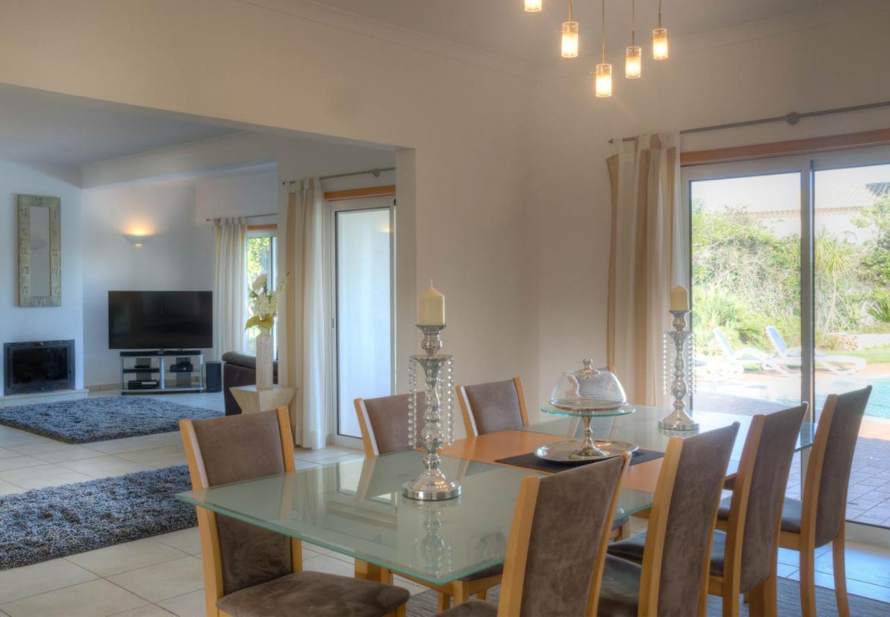 Villa Montanha, Luxury Coastal Villa, With Swimming Pool, Loungers And Alfresco Dining, 10 Min Walk To The Beautiful Praia Da Luz Beach, Shops, Bars And Restaurants! Zewnętrze zdjęcie