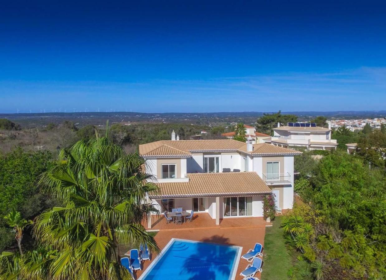 Villa Montanha, Luxury Coastal Villa, With Swimming Pool, Loungers And Alfresco Dining, 10 Min Walk To The Beautiful Praia Da Luz Beach, Shops, Bars And Restaurants! Zewnętrze zdjęcie